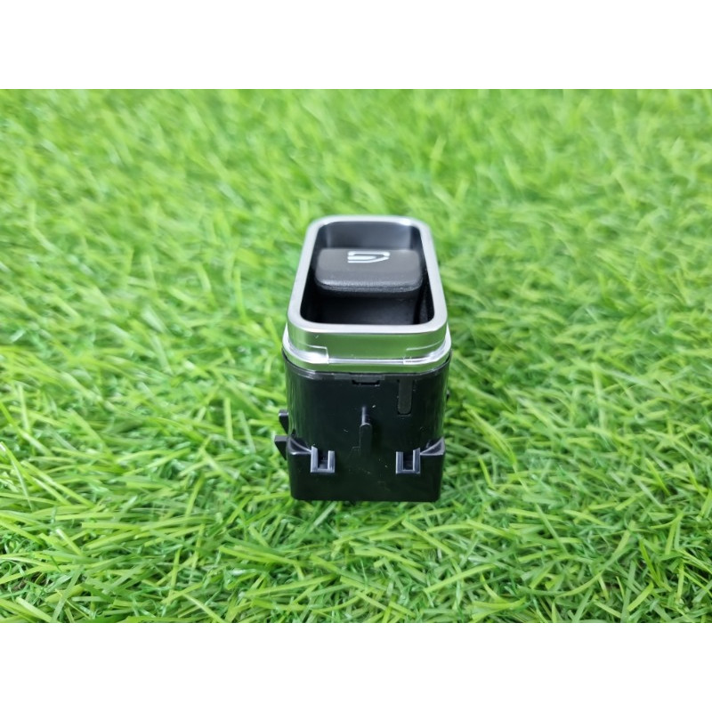 Кнопка склопідйомника (электрика / кнопки) Mercedes-Benz EQB 350 X243 2022 A16790502019051