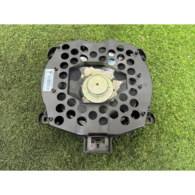 Сабвуфер (электрика) BMW X5 E70 2012 3.0 N55B30 65139218695