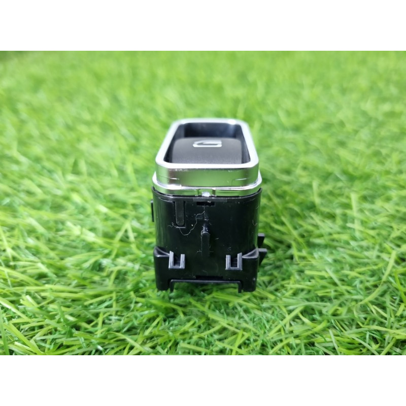 Кнопка склопідйомника (электрика / кнопки) Mercedes-Benz EQB 350 X243 2022 A16790502019051