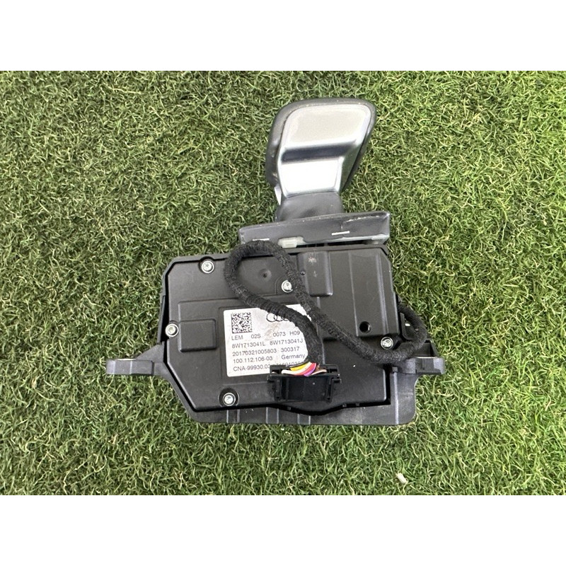 Селектор АКПП (трансмиссия) AUDI A4 B9 2017 2.0 TFSI 8W1713041L