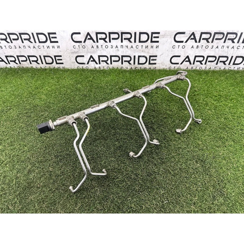 Паливна рампа (паливна система) BMW X5 E70 2012 3.0 N55B30 13537649710