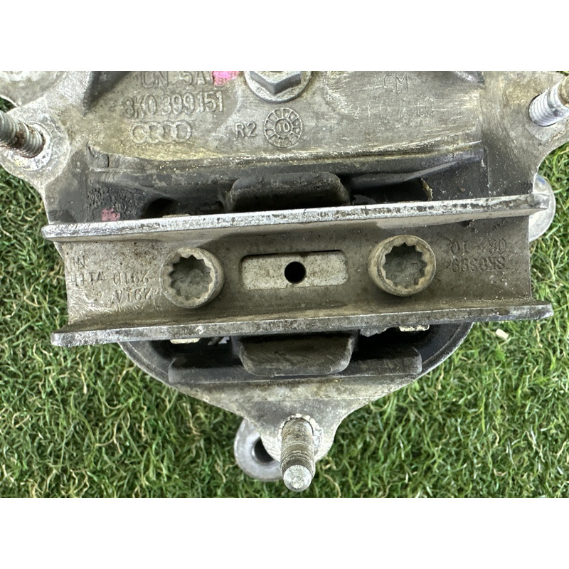 Подушка КПП (трансмиссия) AUDI A8 D4 2011 4.2 CDRA 8K0399151CM