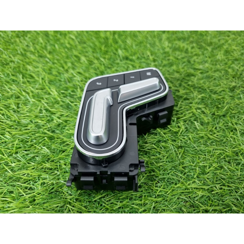 Блок управління сидінням (электрика / блоки управления) Mercedes-Benz EQB 350 X243 2022 A17790565009107