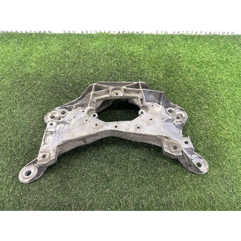 Траверса (трансмиссия) AUDI A8 D4 2011 4.2 CDRA 4H0399263L