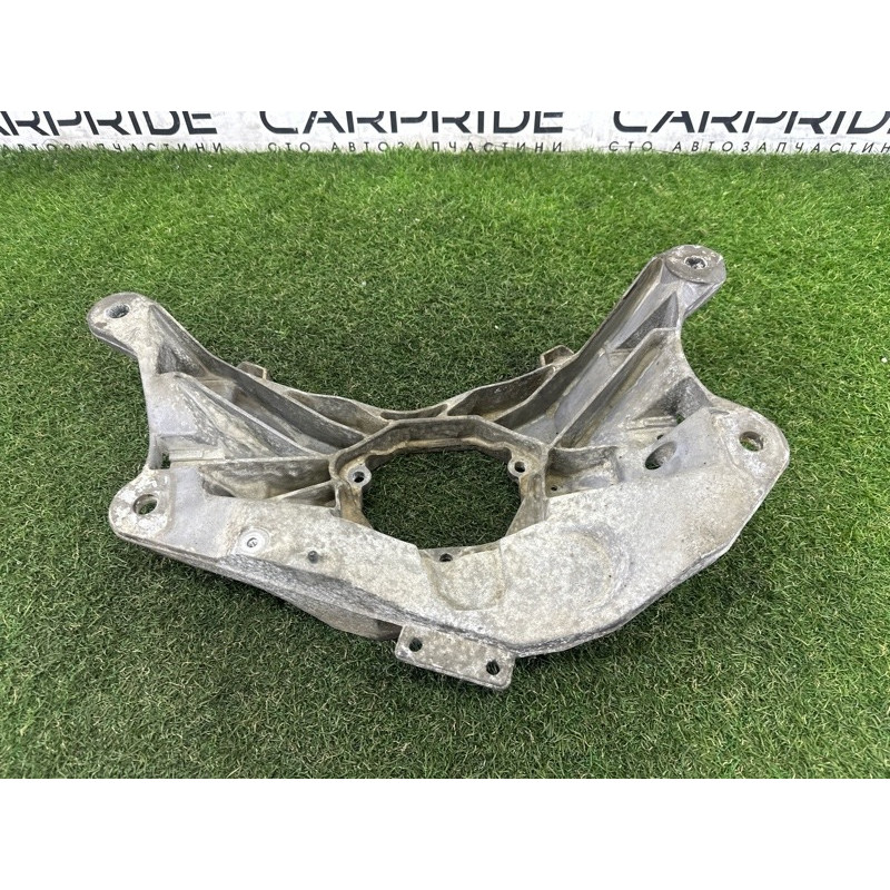 Траверса (трансмиссия) AUDI A8 D4 2011 4.2 CDRA 4H0399263L