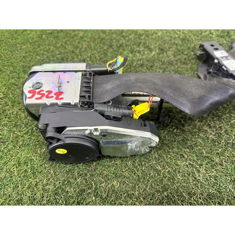 Ремень безопасности (airbag / безопасность) AUDI A4 B9 2017 2.0 TFSI 8W0857705CV04