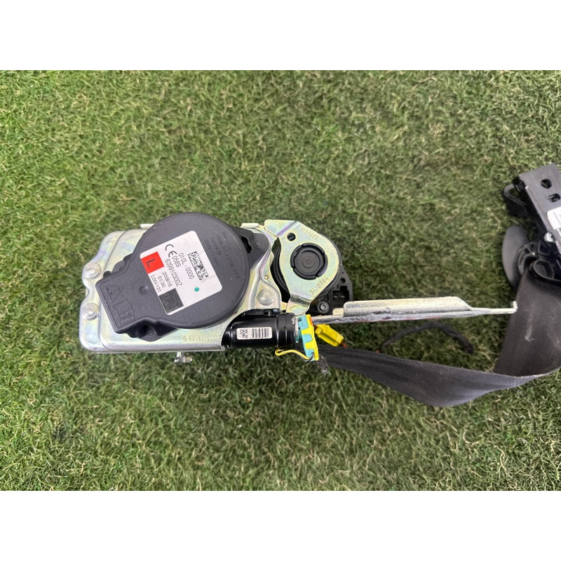 Ремень безопасности (airbag / безопасность) AUDI A4 B9 2017 2.0 TFSI 8W0857705CV04