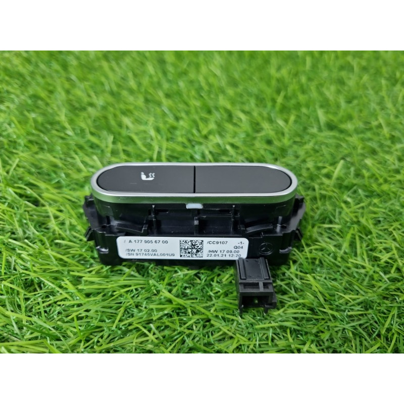 Блок управління підігрівом сидіння (электрика / блоки управления) Mercedes-Benz EQB 350 X243 2022 A17790567009107