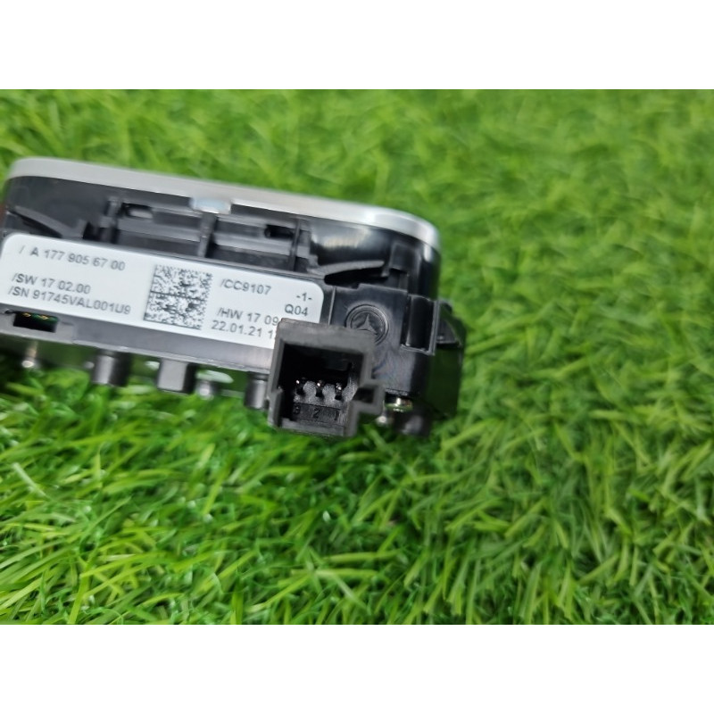 Блок управління підігрівом сидіння (электрика / блоки управления) Mercedes-Benz EQB 350 X243 2022 A17790567009107