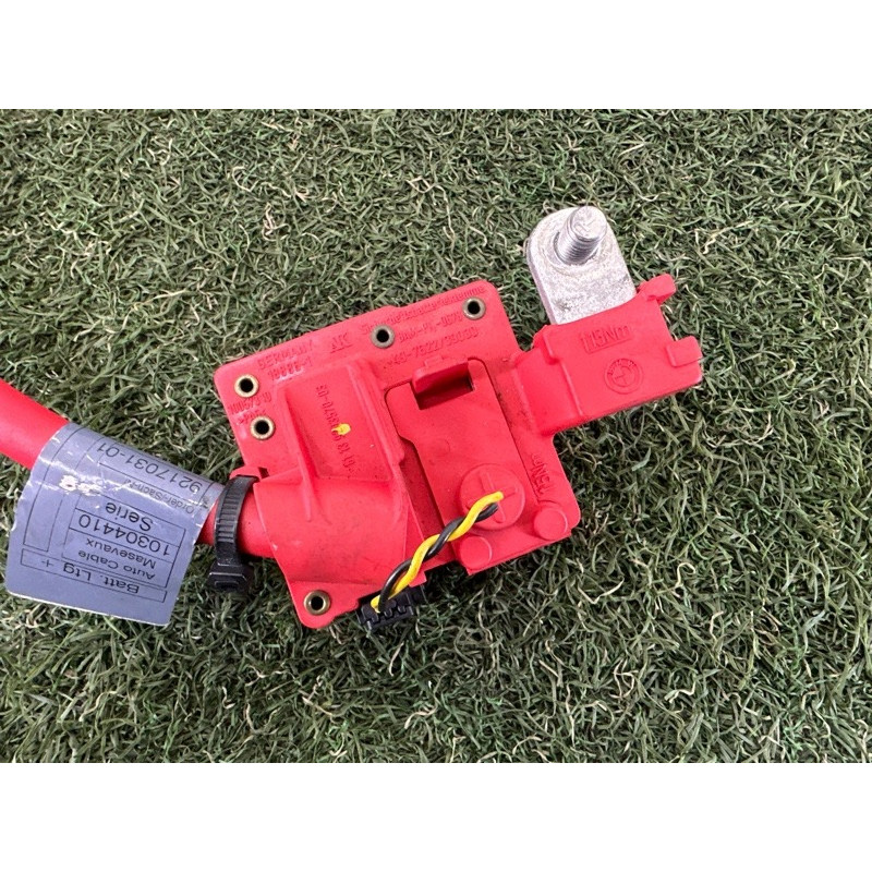 Плюсова клема (електрика) BMW 3-series E90 2010 3.0 N54 61129217031