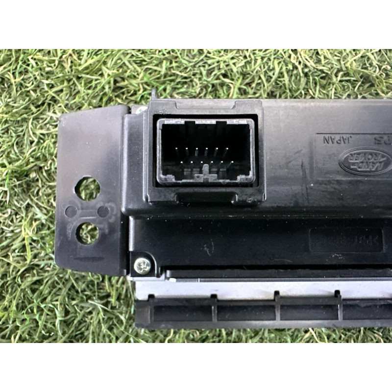 Информационный дисплей (электрика) LAND ROVER Range Rover L405 2016 5.0 LR070390