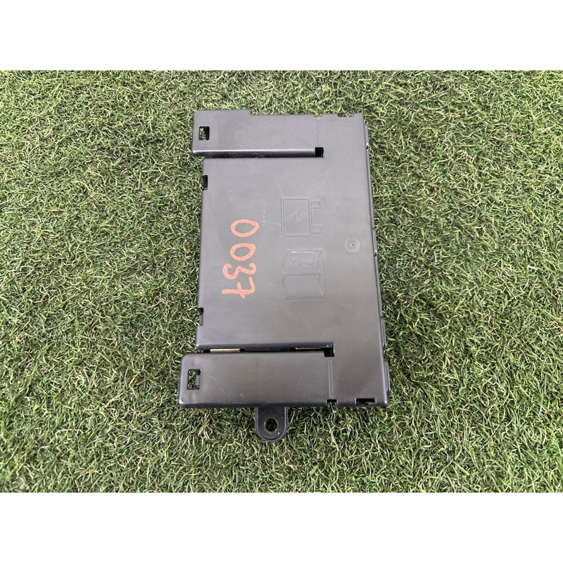 Блок предохранителей (электрика) LAND ROVER Range Rover L405 2016 5.0 LR069016