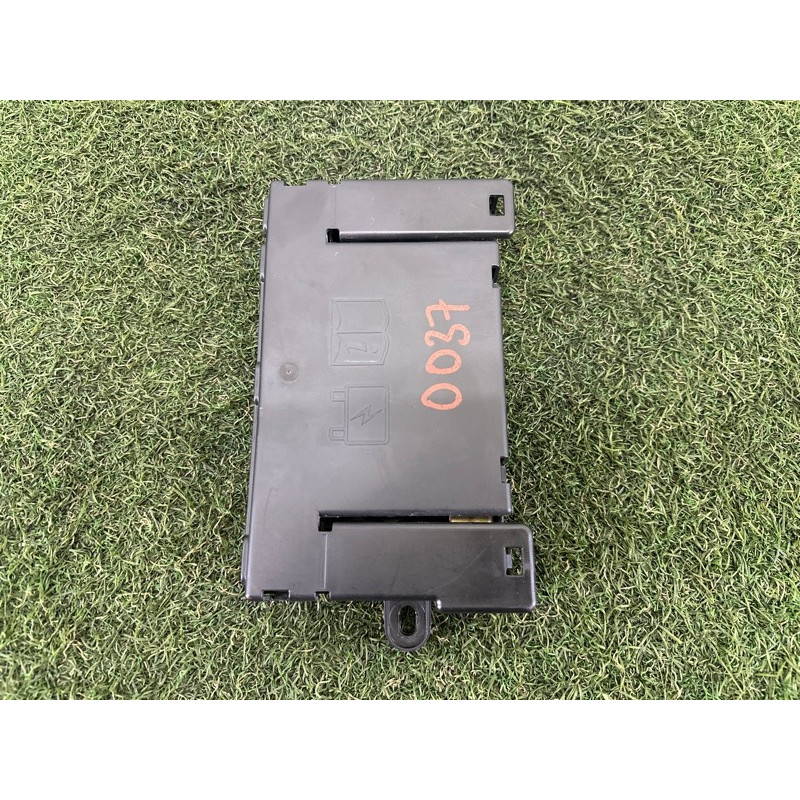 Блок предохранителей (электрика) LAND ROVER Range Rover L405 2016 5.0 LR069016