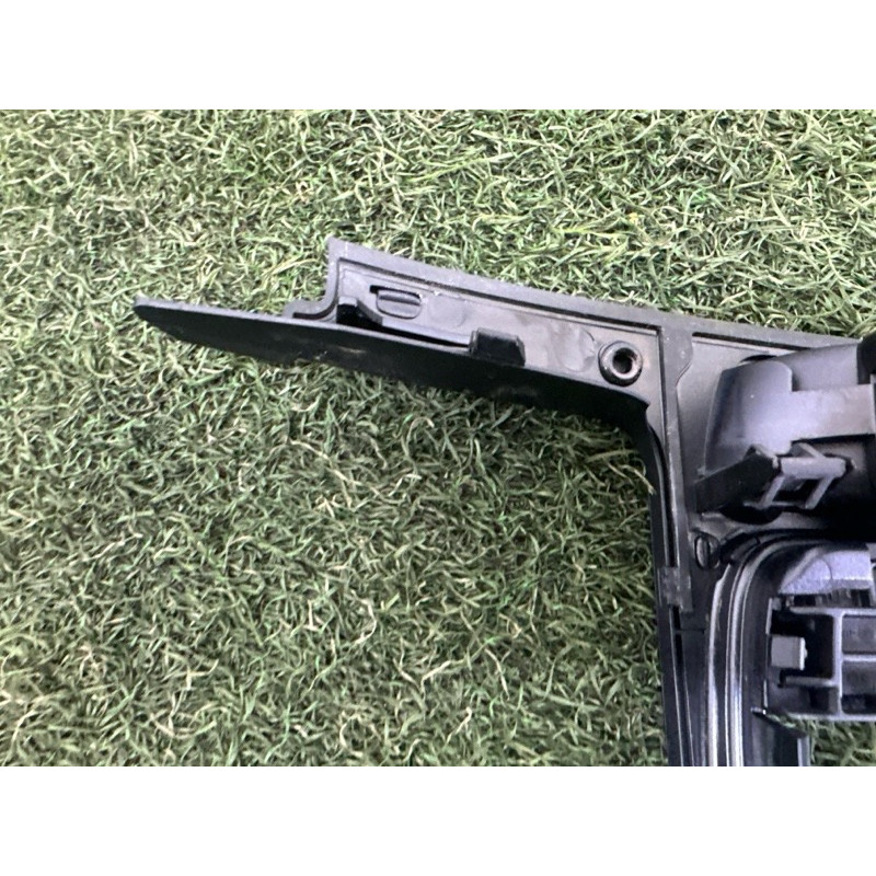 Накладка центральной консоли (салон) AUDI A4 B8 2014 2.0 TFSI 8K0864261DV10