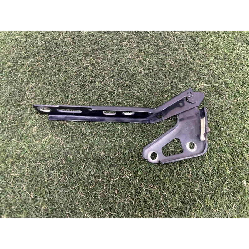 Петля капота (кузов и элементы) AUDI Q7 4L 2011 3.0 TFSi 4L0823302