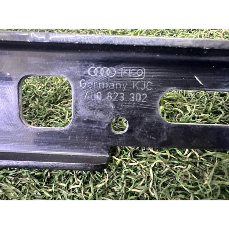 Петля капота (кузов и элементы) AUDI Q7 4L 2011 3.0 TFSi 4L0823302