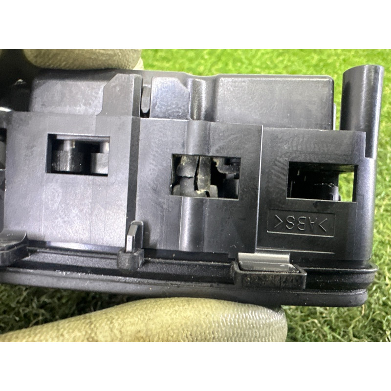 Блок кнопок мультимедиа (электрика / блоки управления) AUDI A4 B9 2017 2.0 TFSI 8W0919614N