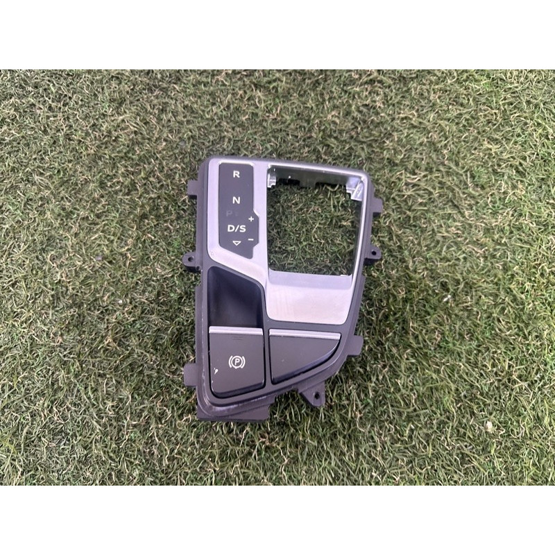 Рамка АКПП (салон) AUDI A4 B9 2017 2.0 TFSI 8W1713111CMNC