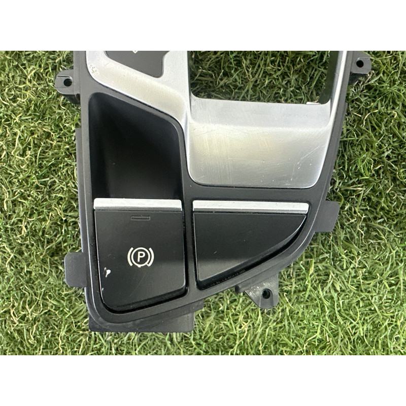 Рамка АКПП (салон) AUDI A4 B9 2017 2.0 TFSI 8W1713111CMNC