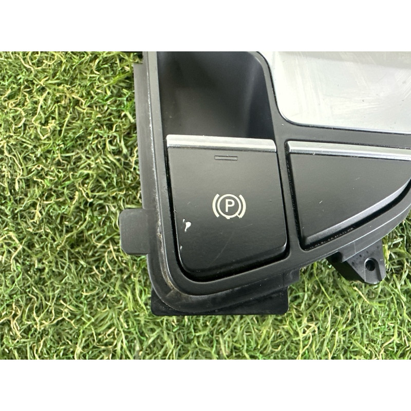 Рамка АКПП (салон) AUDI A4 B9 2017 2.0 TFSI 8W1713111CMNC