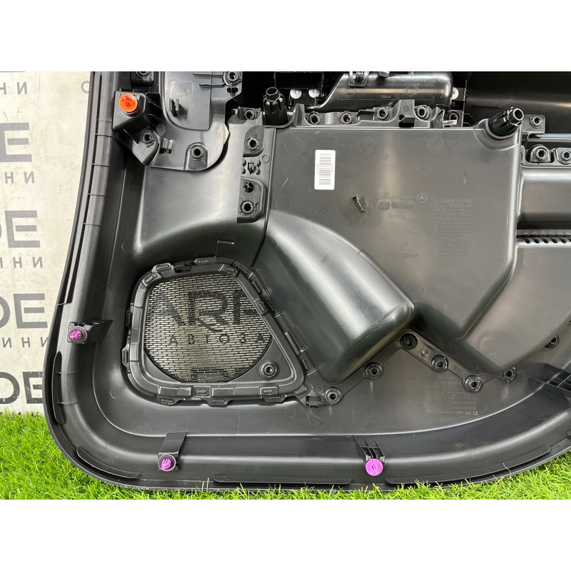 Дверная карта (салон) Mercedes-Benz EQB 350 X243 2022 A24773037039051