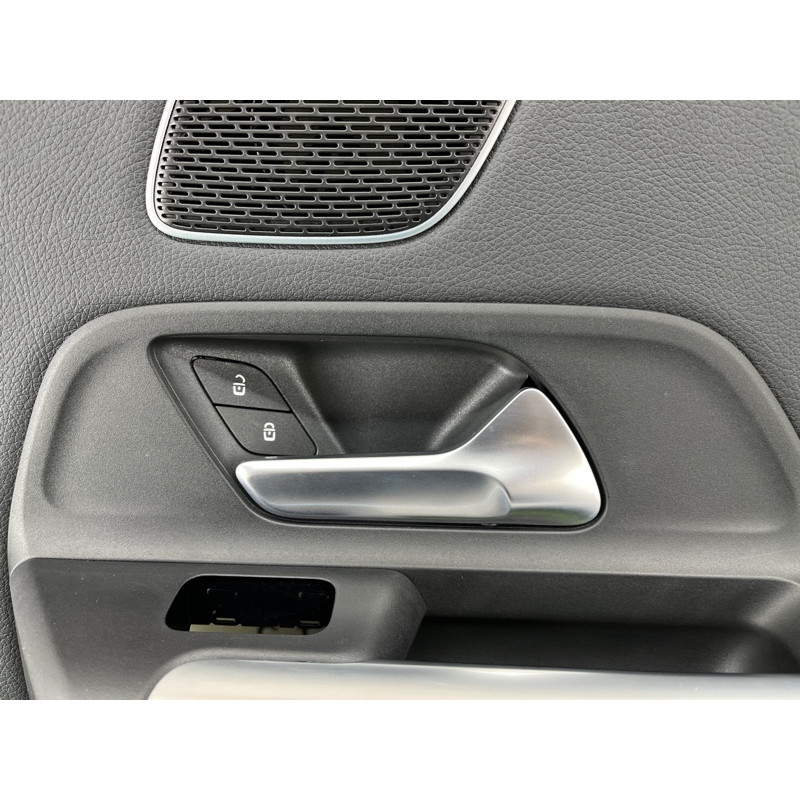 Дверна карта (салон) Mercedes-Benz EQB 350 X243 2022 A24773038039051