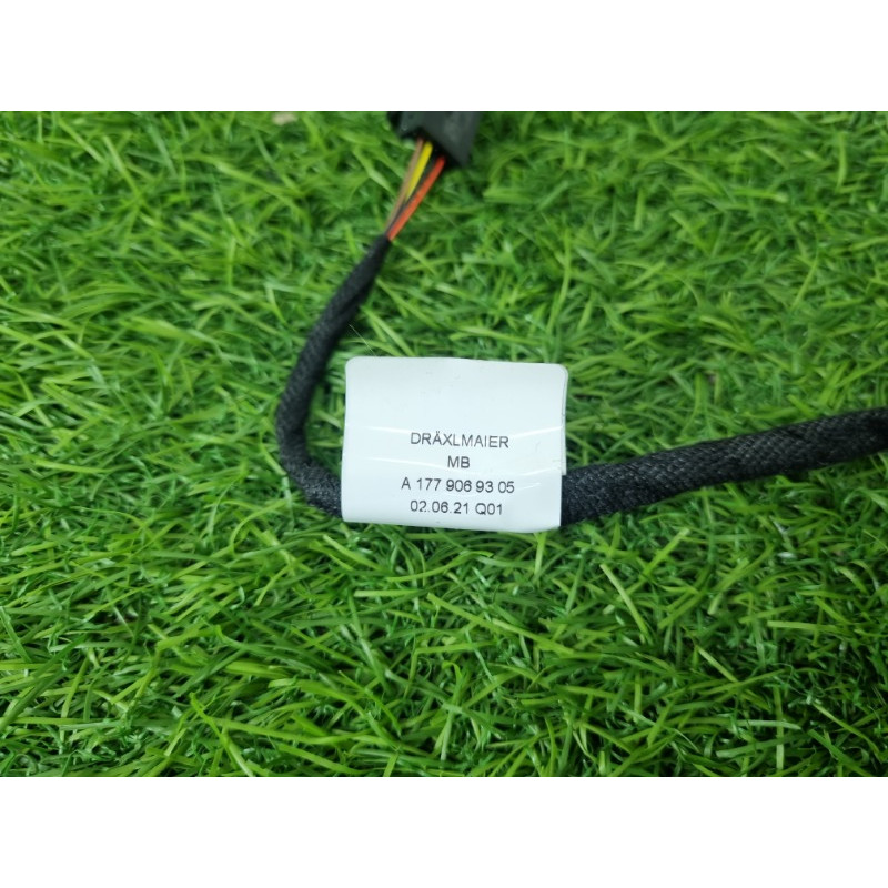 Проводка подсветки карты двери (закрытая категория) Mercedes-Benz EQB 350 X243 2022 A1779069305