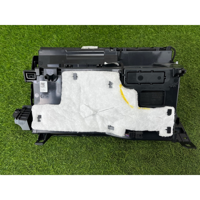 Бардачок (салон) Mercedes-Benz EQB 350 X243 2022 A24768080009051