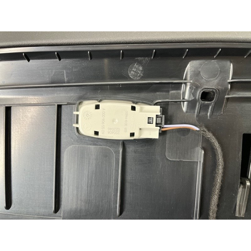 Бардачок (салон) Mercedes-Benz EQB 350 X243 2022 A24768080009051