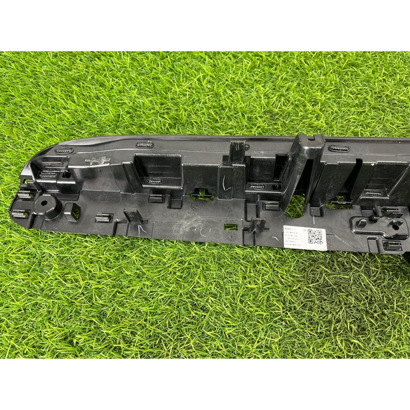 Декоративная накладка торпедо (салон) Mercedes-Benz EQB 350 X243 2022 A2476805902