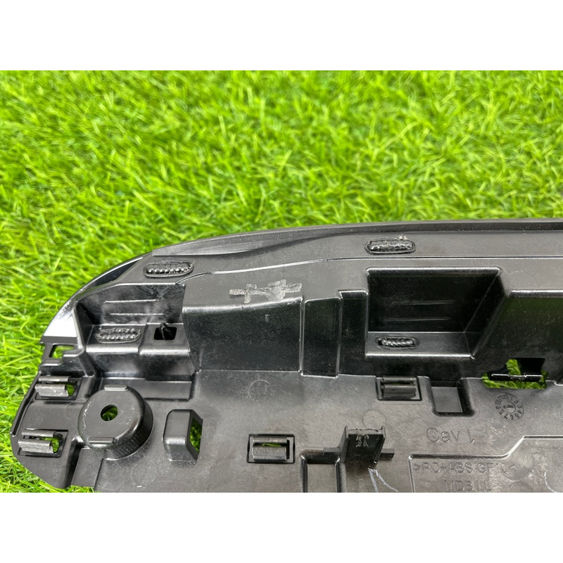 Декоративная накладка торпедо (салон) Mercedes-Benz EQB 350 X243 2022 A2476805902