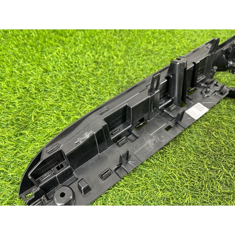 Декоративная накладка торпедо (салон) Mercedes-Benz EQB 350 X243 2022 A2476805902