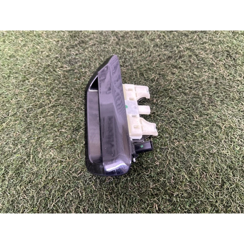 Кнопка відкривання кришки багажника (електрика / кнопки) Jeep Grand Cherokee WK2 2018 3.6 1YK38KXJAE