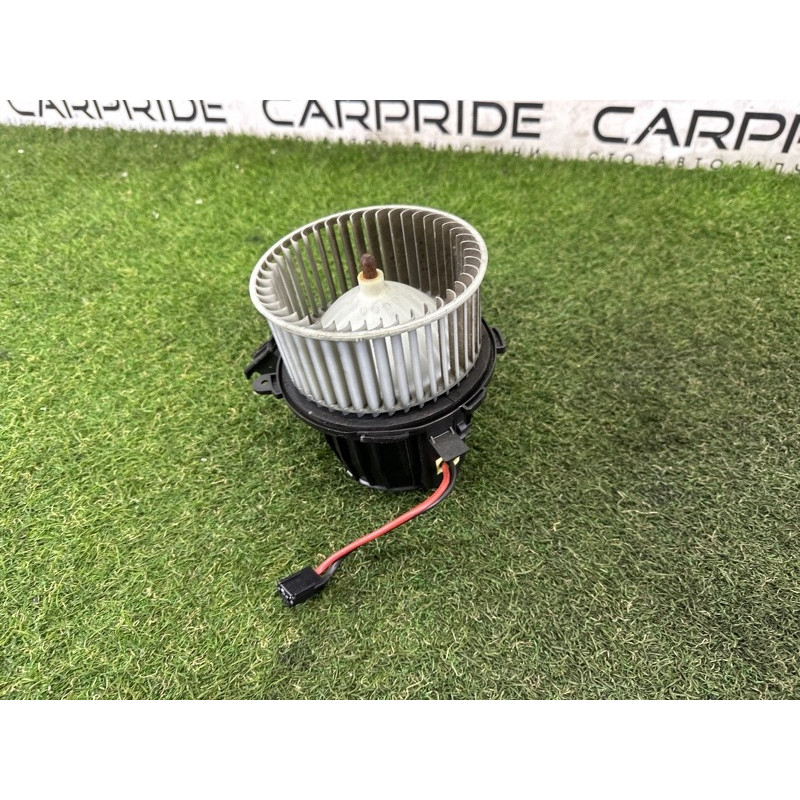 Мотор печки (отопление и кондиционирование) AUDI A4 B8 2014 2.0 TFSI 8T1820021