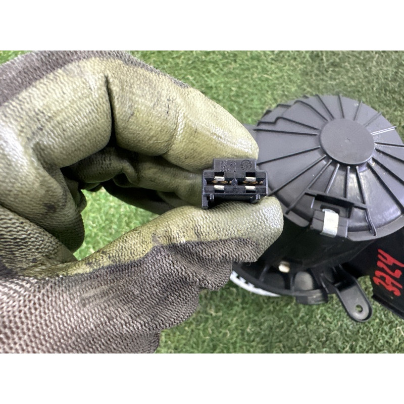 Мотор печки (отопление и кондиционирование) AUDI A4 B8 2014 2.0 TFSI 8T1820021