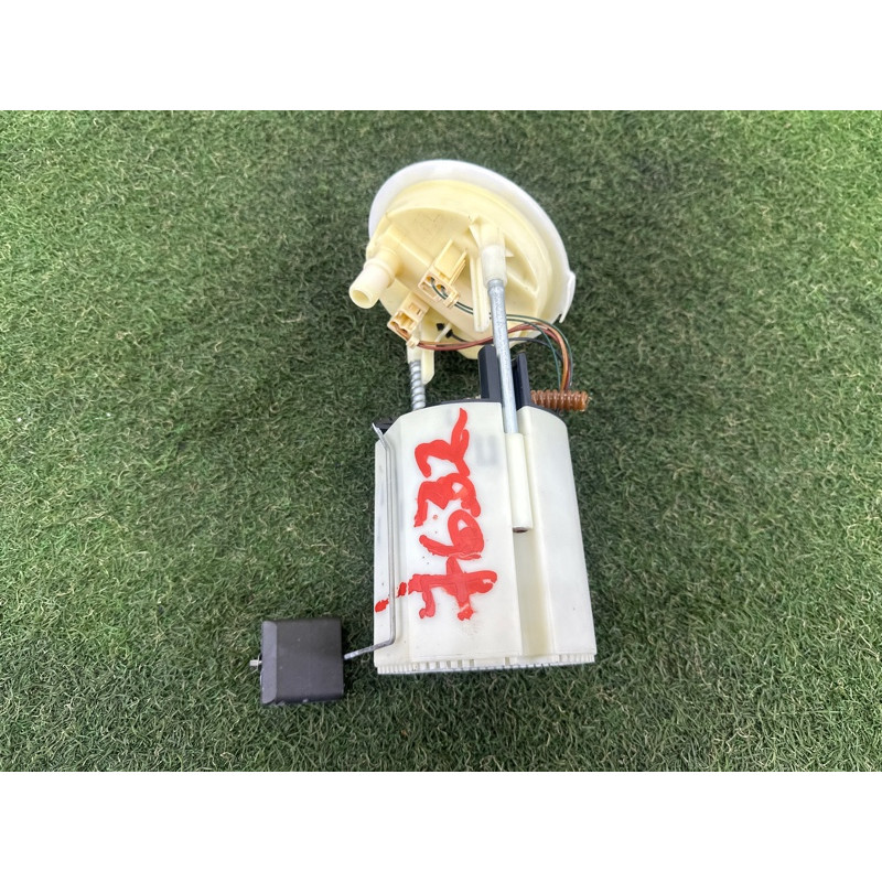 Топливный насос (топливная система) BMW 3-series E90 2010 3.0 N54 16147163298