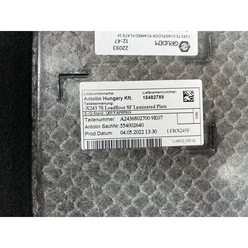 Пол Багажника (салон) Mercedes-Benz EQB 350 X243 2022 A24368027009E07