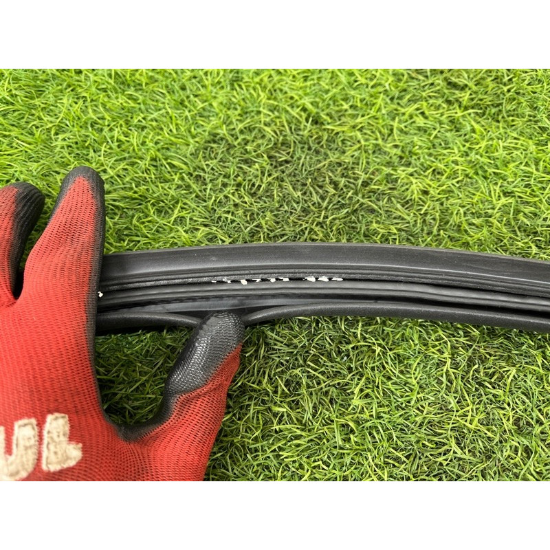 Уплотнитель проема багажника (кузов и элементы) Mercedes-Benz EQB 350 X243 2022 A2477403600