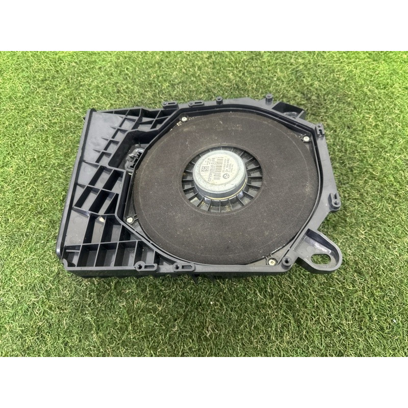 Сабвуфер (електрика) BMW 3-series E90 2010 3.0 N54 65139204786