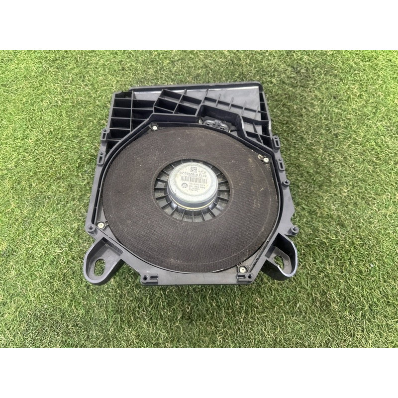 Сабвуфер (електрика) BMW 3-series E90 2010 3.0 N54 65139204786
