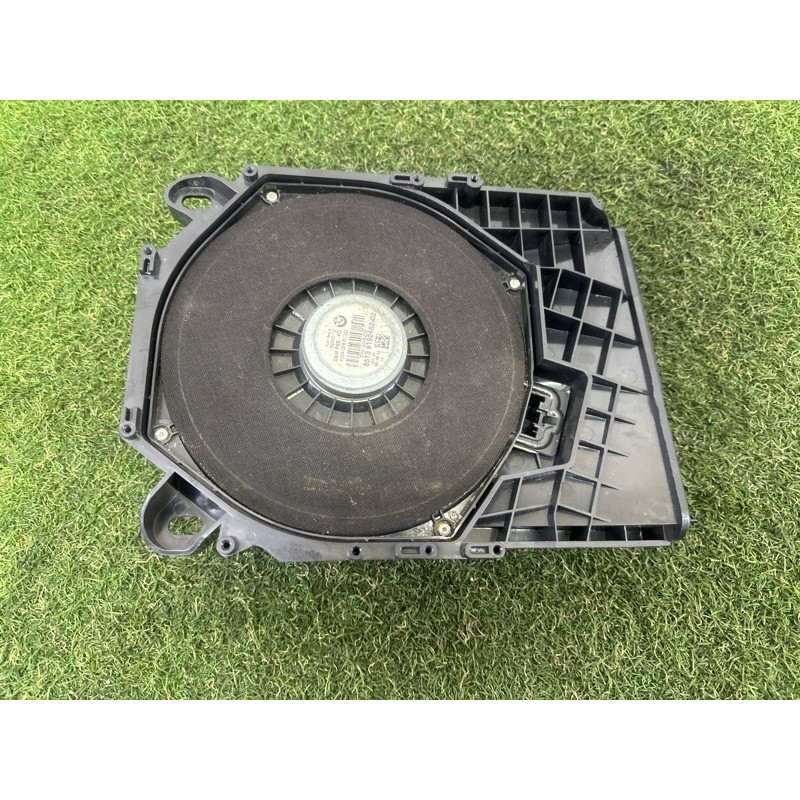 Сабвуфер (електрика) BMW 3-series E90 2010 3.0 N54 65139204786