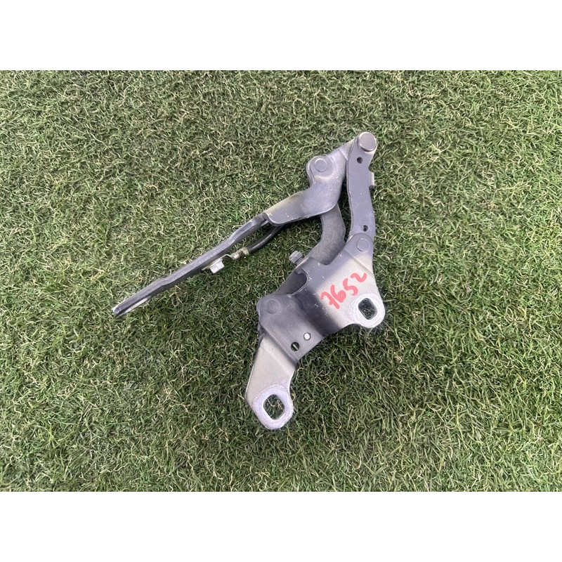 Петля капота (кузов и элементы) BMW 3-series E90 2010 3.0 N54 41617210677