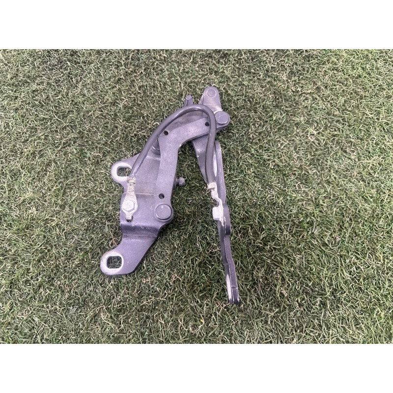 Петля капота (кузов и элементы) BMW 3-series E90 2010 3.0 N54 41617210677