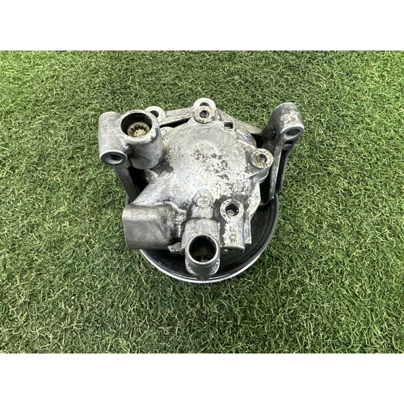 Насос гидроусилителя руля (рулевое управление) AUDI Q5 8R 2012 3.2 8R0145155T