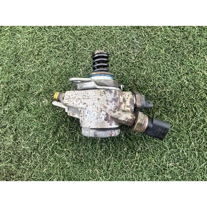 ТНВД (топливная система) AUDI Q5 8R 2012 3.2 06E127025S