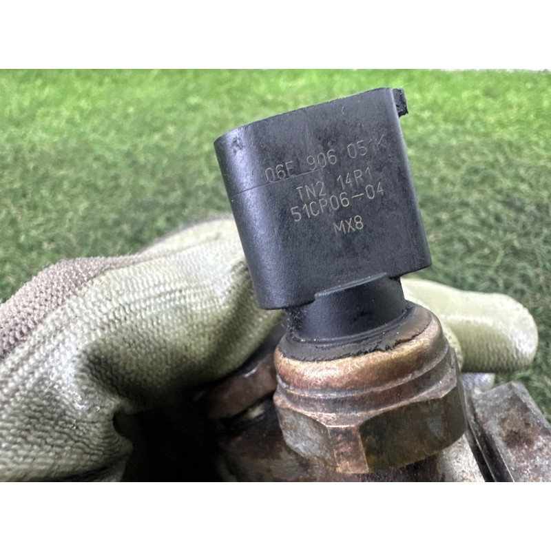 ТНВД (топливная система) AUDI Q5 8R 2012 3.2 06E127025S