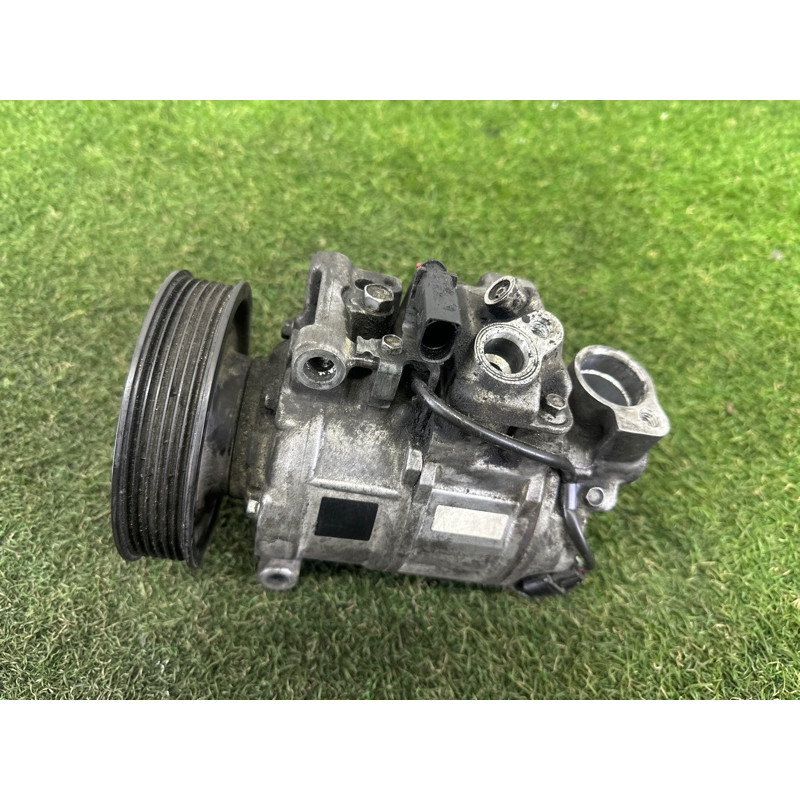 Компрессор кондиционера (отопление и кондиционирование) AUDI Q5 8R 2012 3.2 8K0260805K