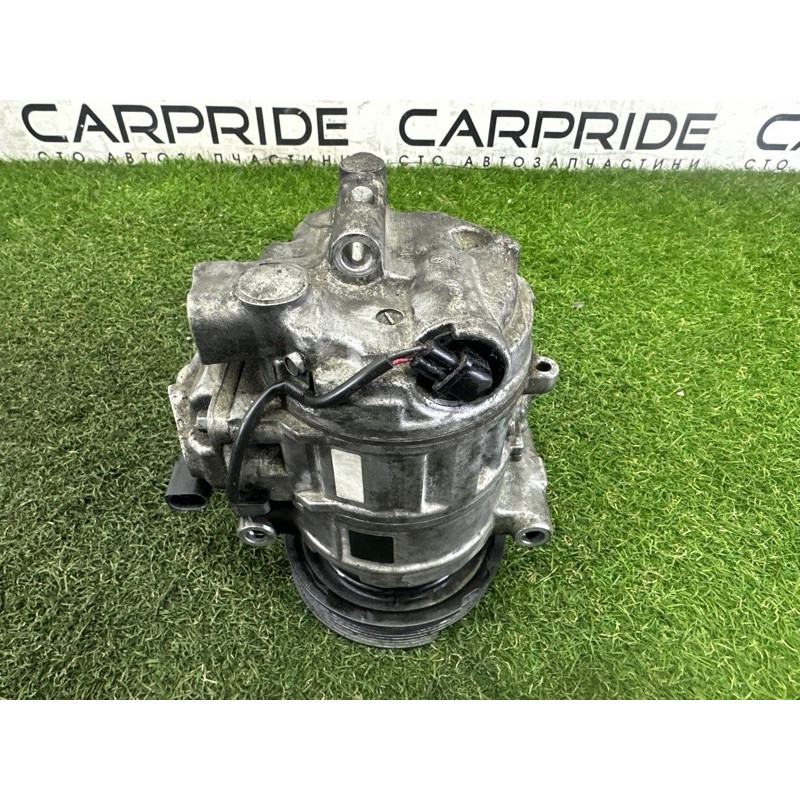 Компрессор кондиционера (отопление и кондиционирование) AUDI Q5 8R 2012 3.2 8K0260805K
