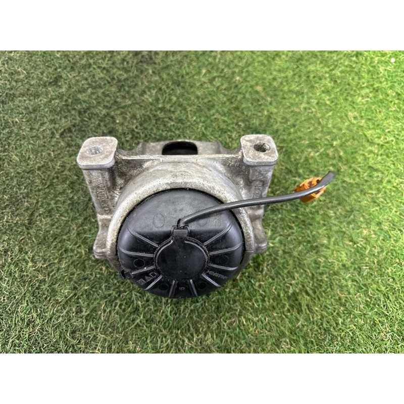 Подушка двигателя (двигатель и элементы) AUDI A4 B8 2013 2.0 TFSI 8R0199381AK