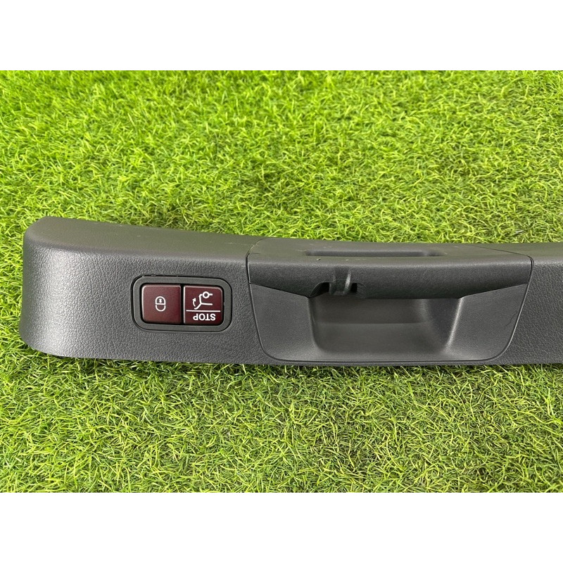 Обшивка крышки багажника (салон) Mercedes-Benz EQB 350 X243 2022 A24374014009051